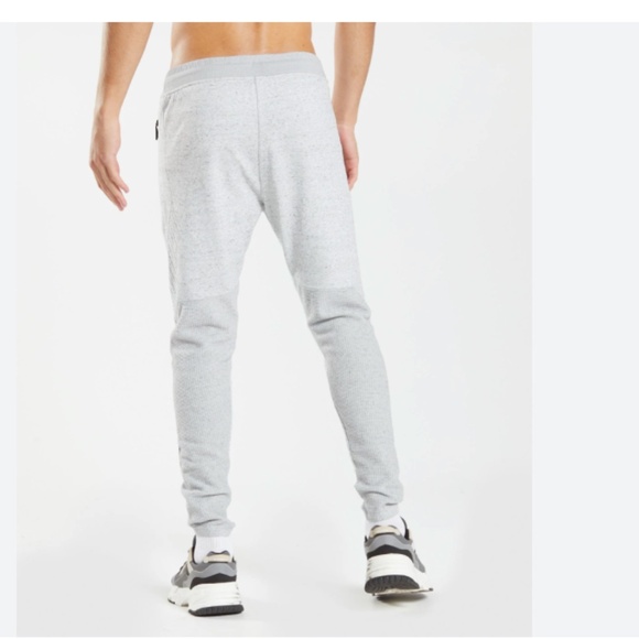 GYMSHARK Men's Retake Knit Joggers Slim Fit Light Grey Marl Size Small - Picture 2 of 12